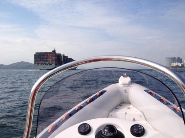 Dodging Huge Container Ships on the approach into Hong Kong harbour...