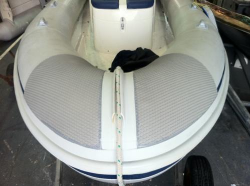 Covering of Ribtec bow using non slip material